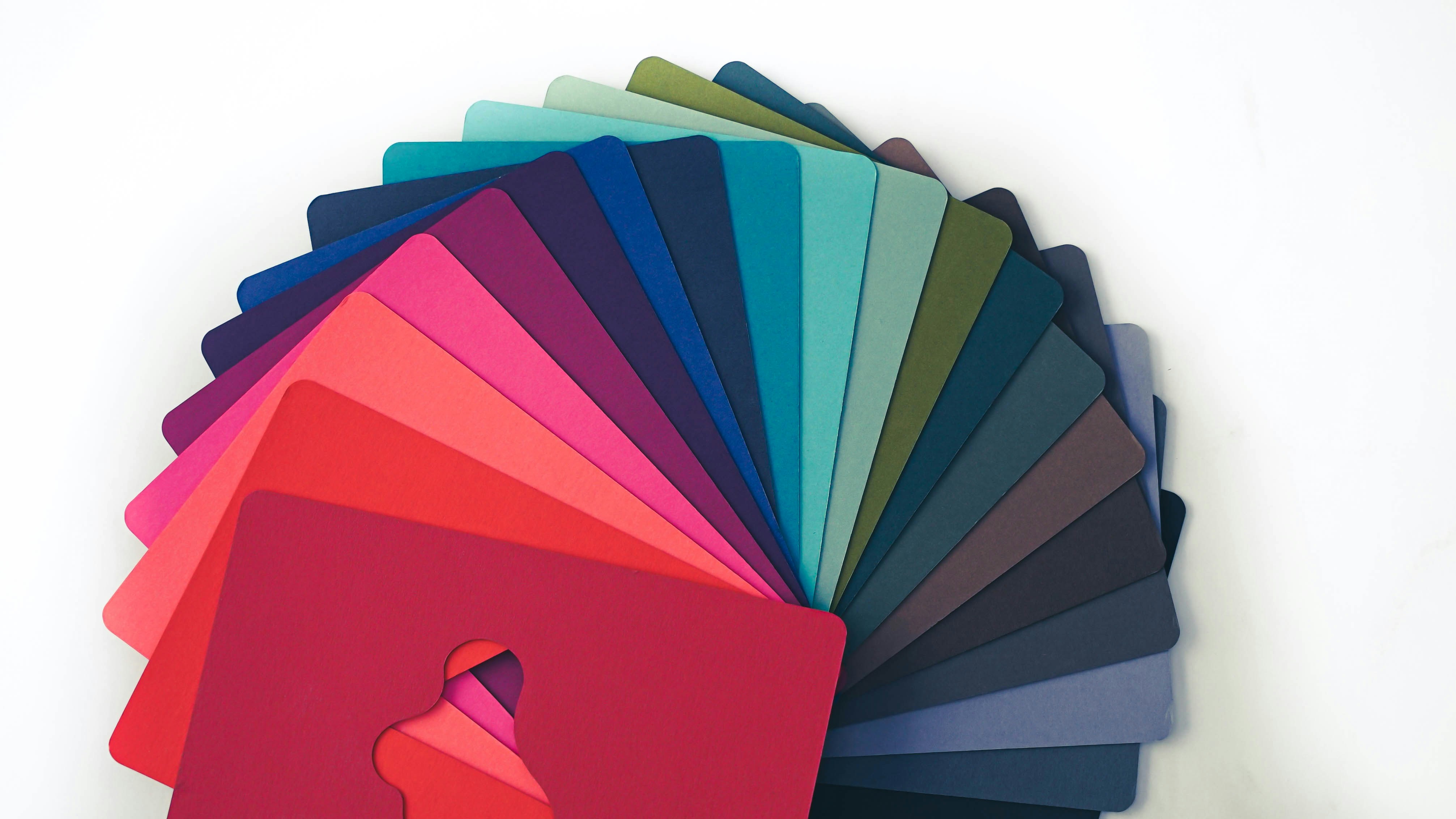 How do you choose appropriate colors for a website?